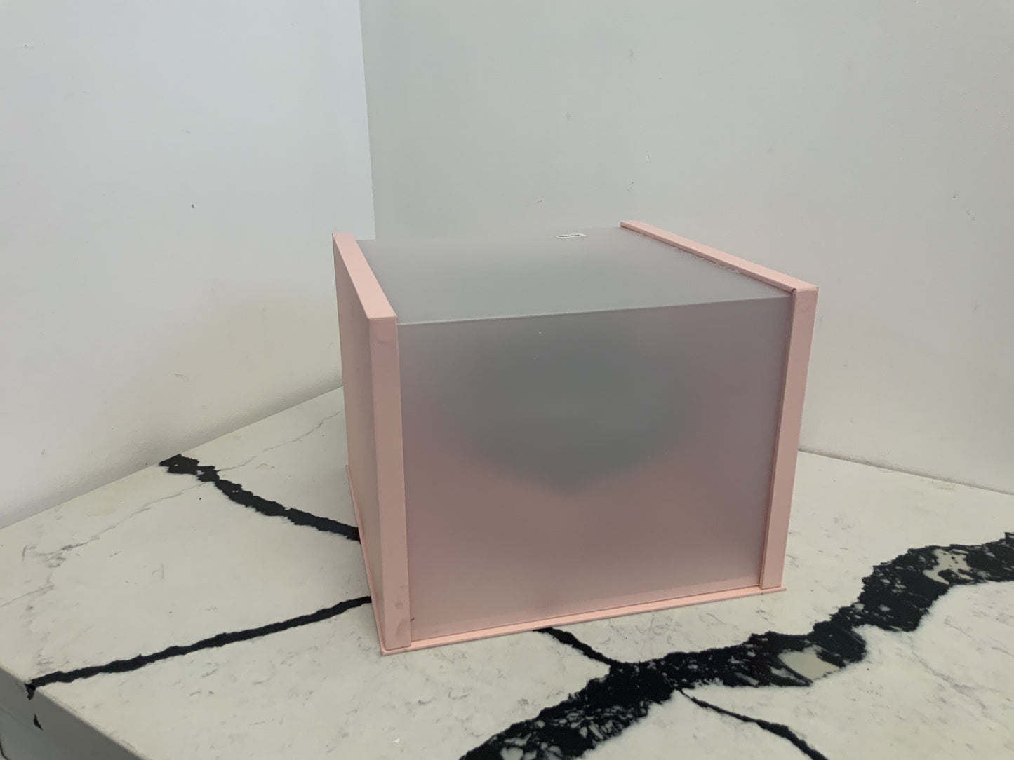 Light pick cube box
